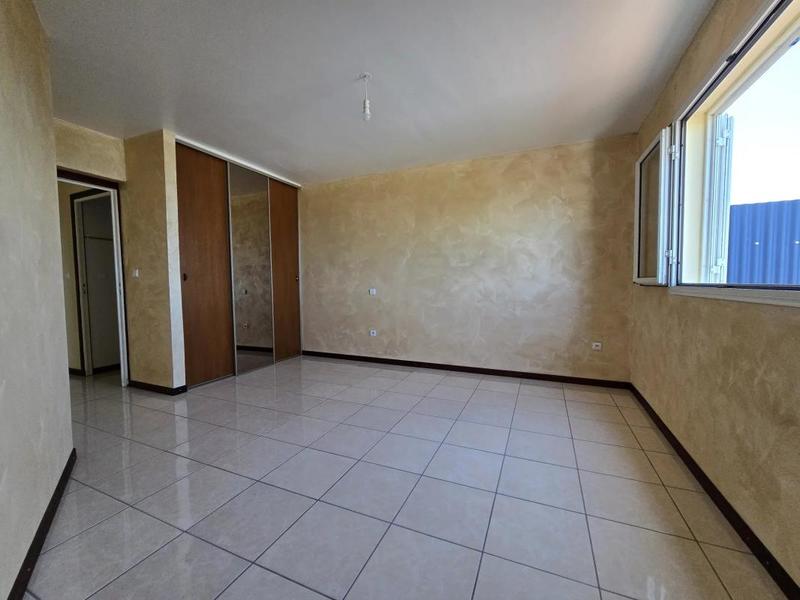 Maison - 206 m² - 4 pièces