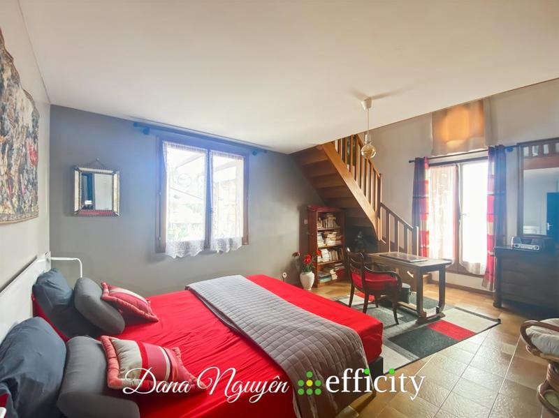 Villa - 180 m² - 7 pièces