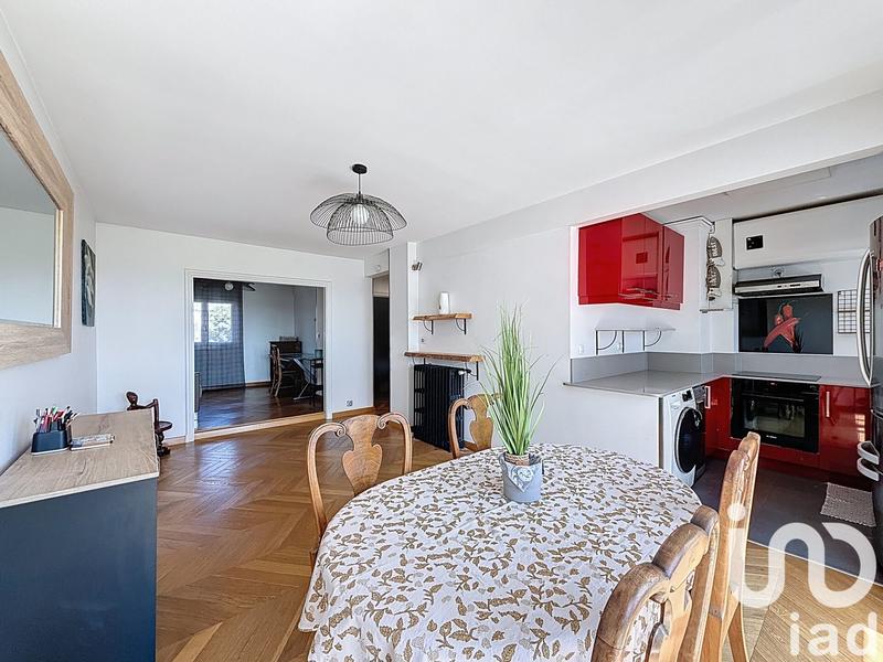 Appartement - 64 m² - 4 pièces