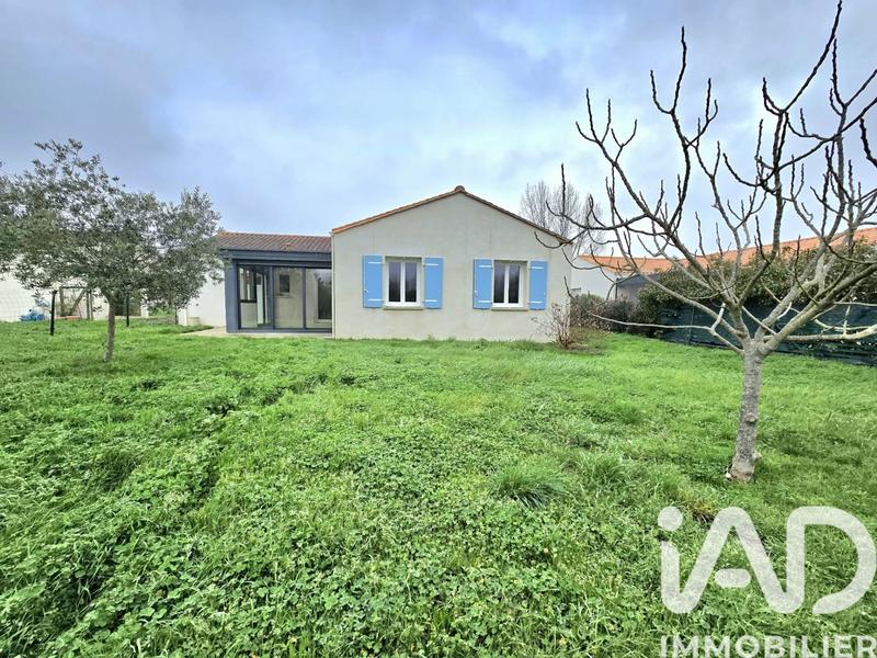 Maison - 92 m² - 5 pièces