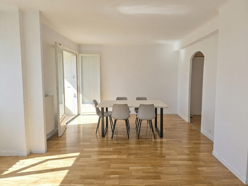 Appartement - 70 m² - 4 pièces