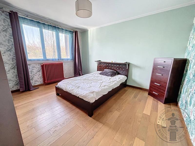 Maison - 163 m² - 8 pièces