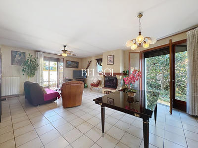 Maison - 87 m² - 4 pièces