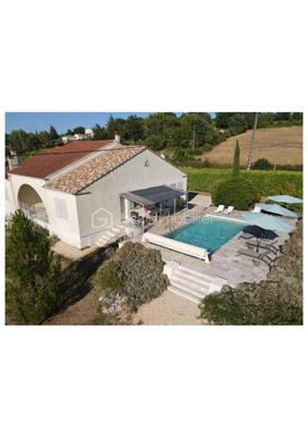 Maison - 166 m² - 6 pièces