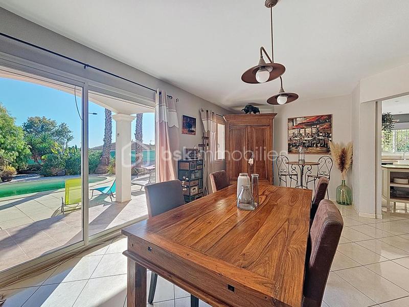 Maison traditionnelle - 154 m² - 6 pièces