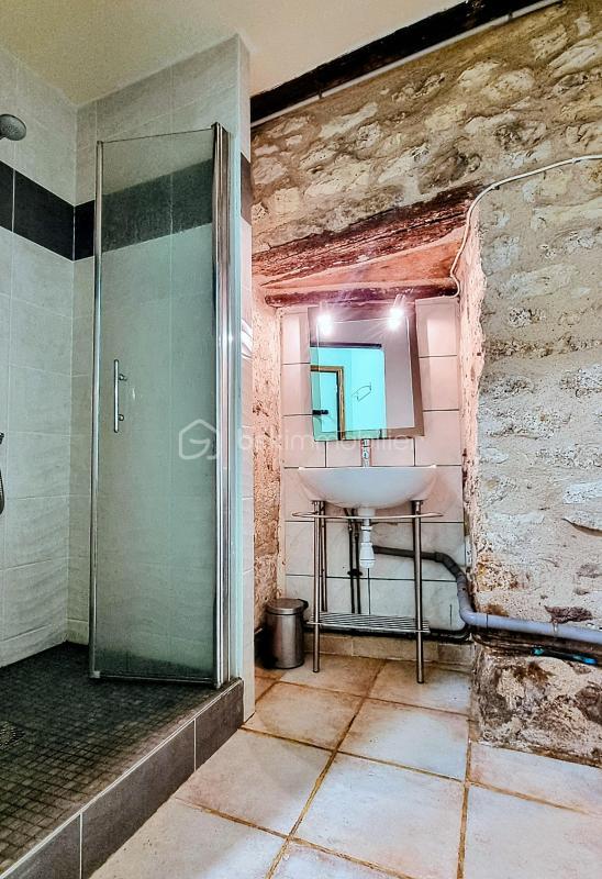 Maison en pierre - 177 m² - 6 pièces