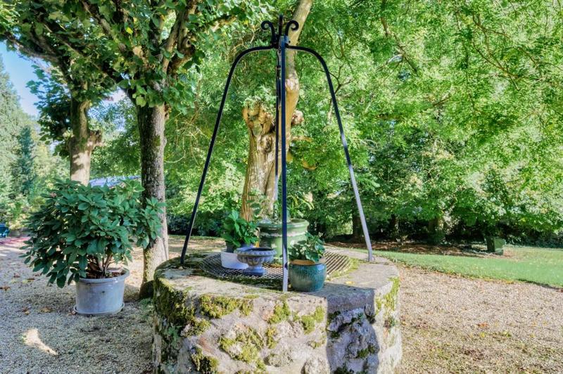 Maison de maîtres - 196 m² - 7 pièces