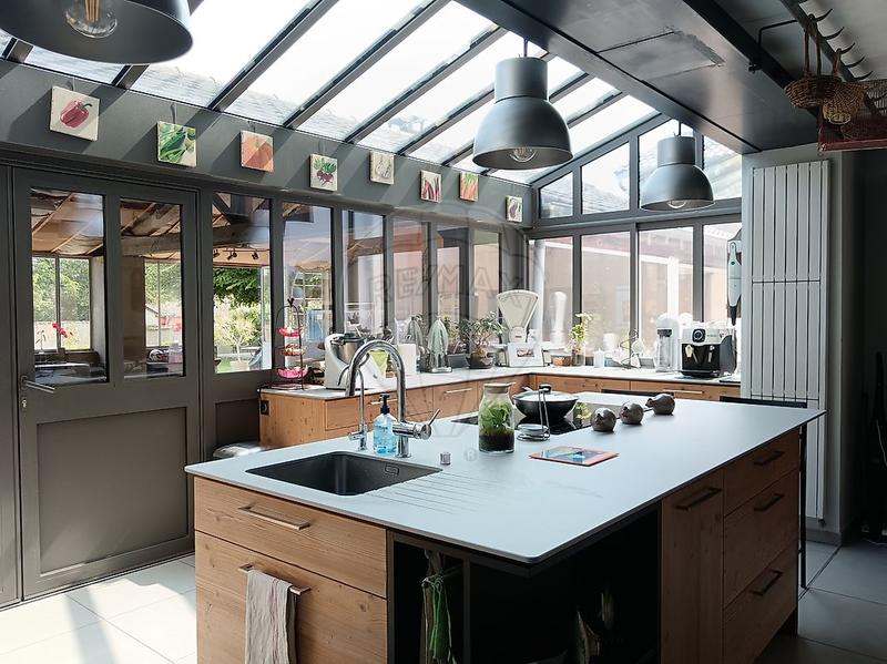 Maison - 296 m² - 10 pièces