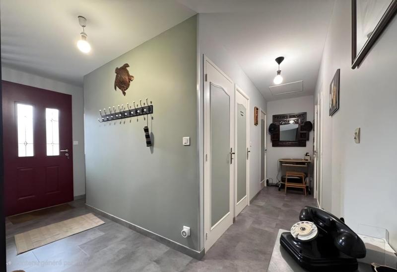 Maison - 94 m² - 5 pièces