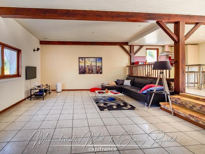 Maison - 111 m² - 4 pièces