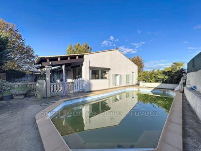 Maison - 117 m² - 5 pièces