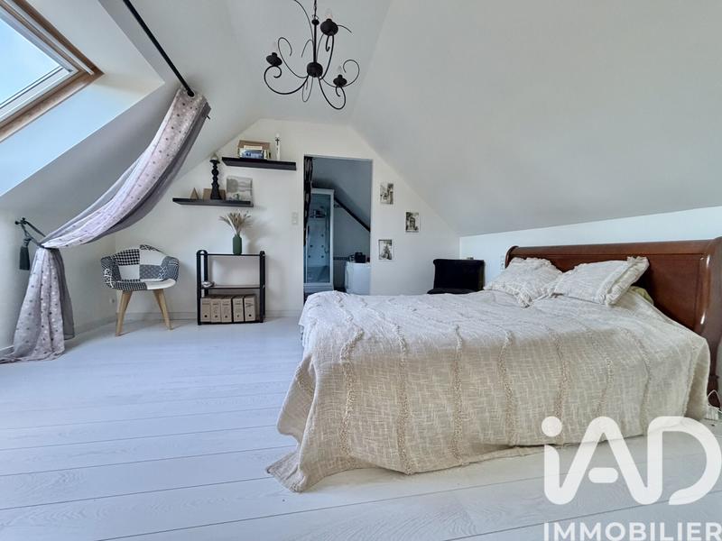 Maison - 157 m² - 7 pièces