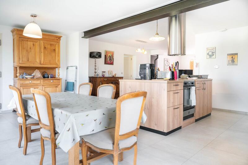 Maison traditionnelle - 141 m² - 5 pièces