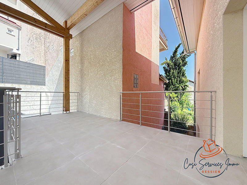 Appartement - 140 m² - 4 pièces