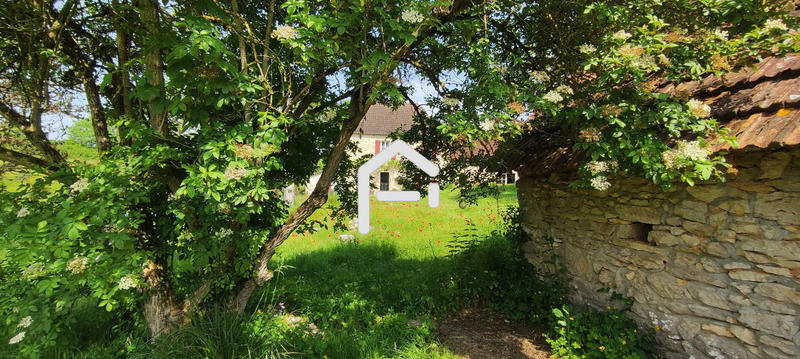 Maison - 240 m² - 9 pièces