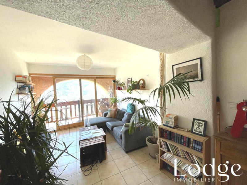 Appartement - 76 m² - 4 pièces