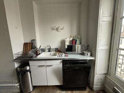 Appartement - 76 m² - 2 pièces