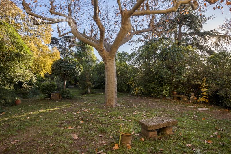 Maison - 229 m² - 8 pièces