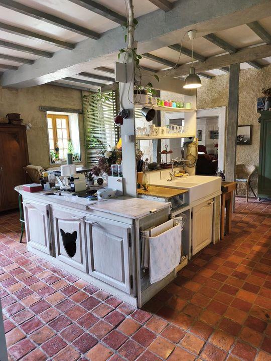 Maison ancienne - 434 m² - 10 pièces