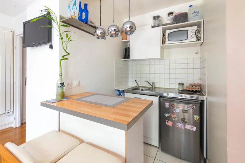 Studio - 25 m² - 1 pièce