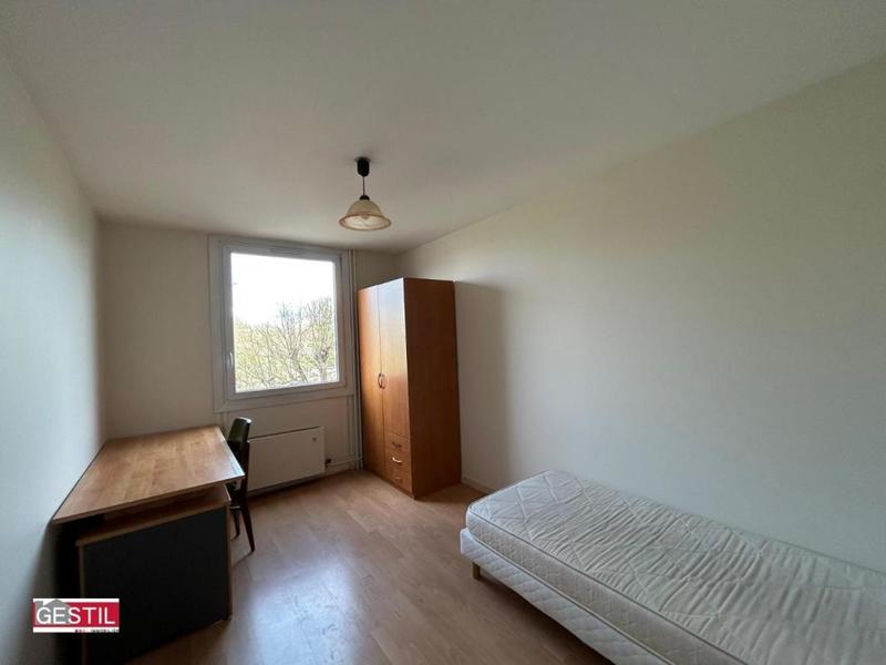 Appartement - 81 m² - 4 pièces