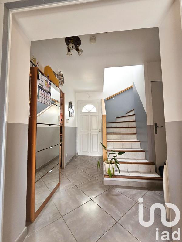 Maison - 85 m² - 5 pièces