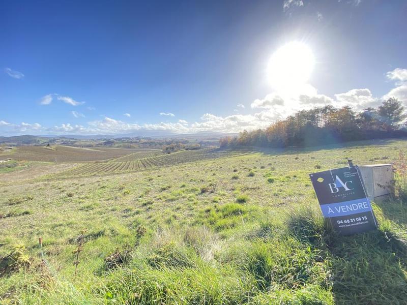 Terrain constructible - 1 051 m²