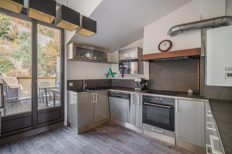 Duplex - 108 m² - 5 pièces