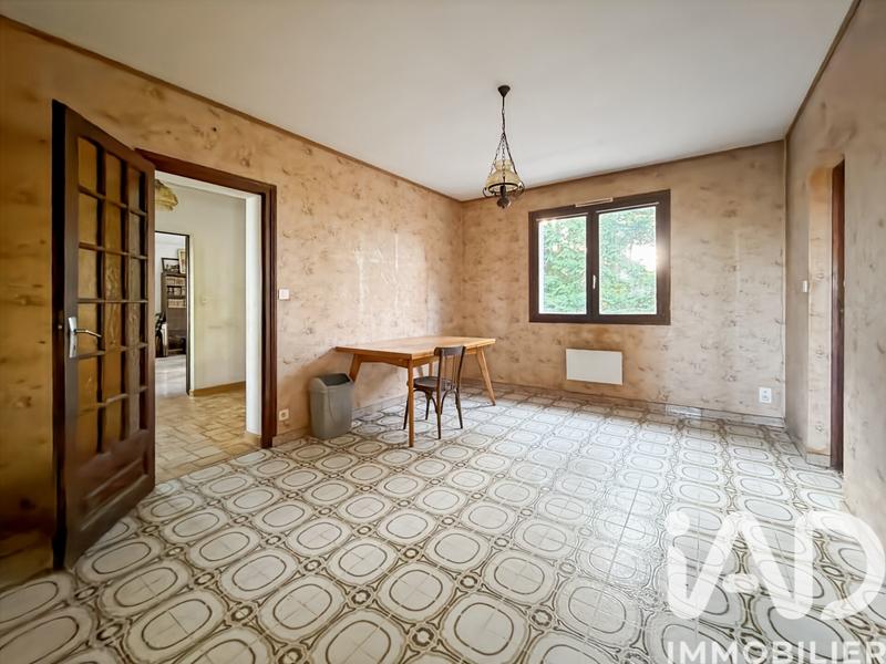Maison - 187 m² - 7 pièces