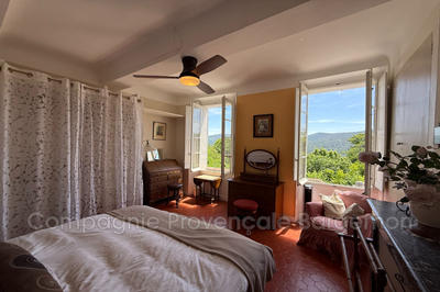 Appartement - 70 m² - 4 pièces