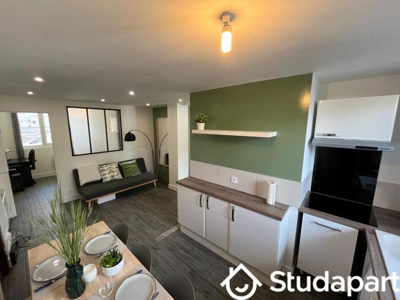 Chambre - 10 m² - 1 pièce