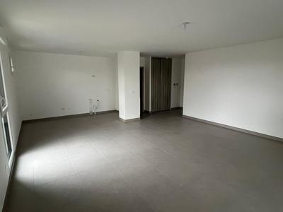 Appartement - 106 m² - 4 pièces