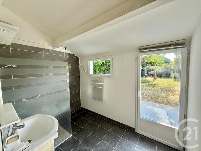 Maison - 96 m² - 5 pièces