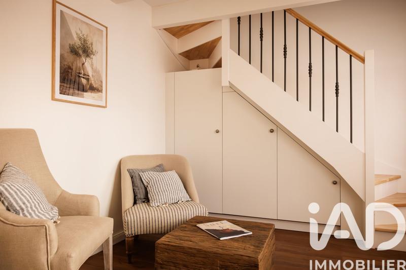 Maison de village - 305 m² - 9 pièces