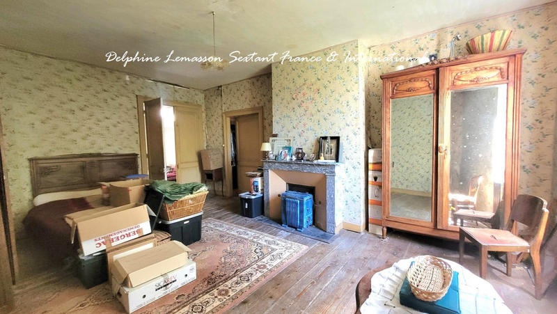 Maison - 435 m² - 13 pièces