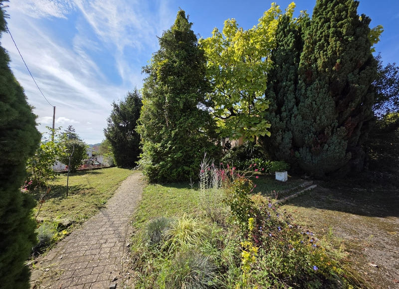 Maison - 104 m² - 4 pièces