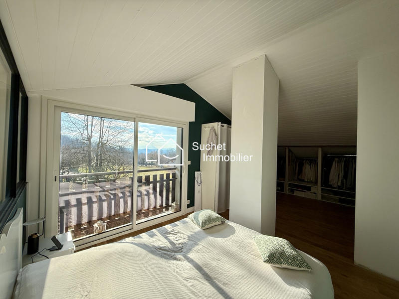 Maison - 189 m² - 6 pièces