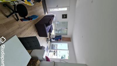 Chambre - 9 m² - 1 pièce