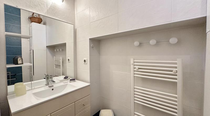 Appartement bourgeois - 184 m² - 4 pièces