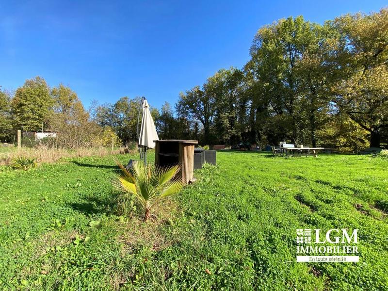 Maison - 328 m² - 5 pièces