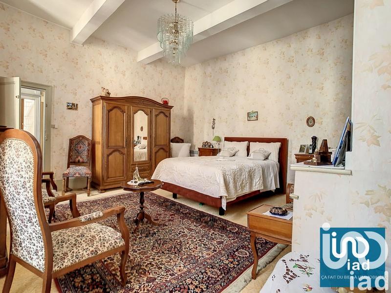 Maison - 355 m² - 14 pièces