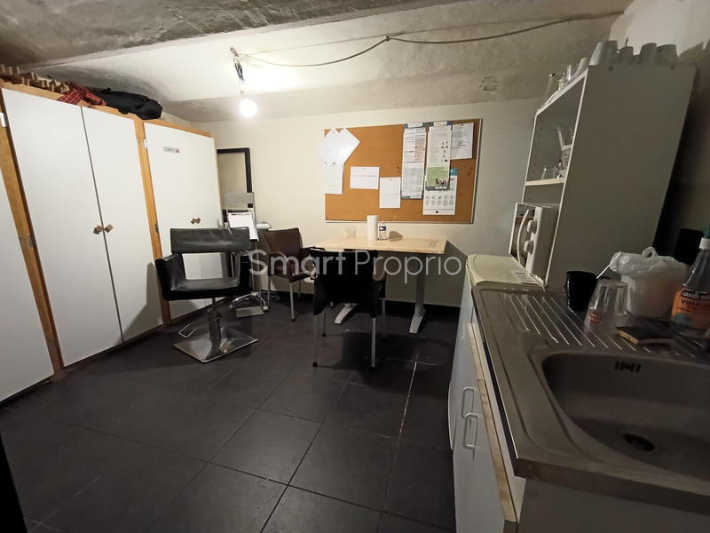 Fonds de commerce - Magasins - 63 m²