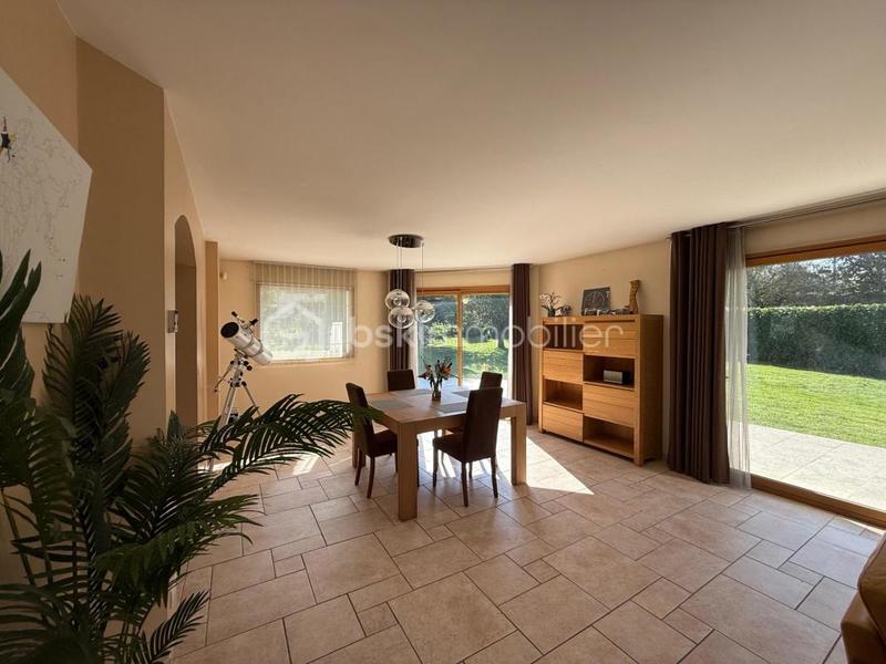 Maison - 156 m² - 5 pièces