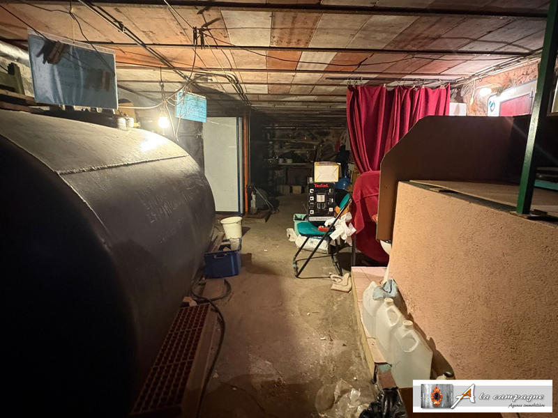 Maison - 99 m² - 3 pièces