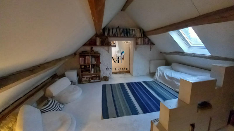 Maison - 127 m² - 8 pièces