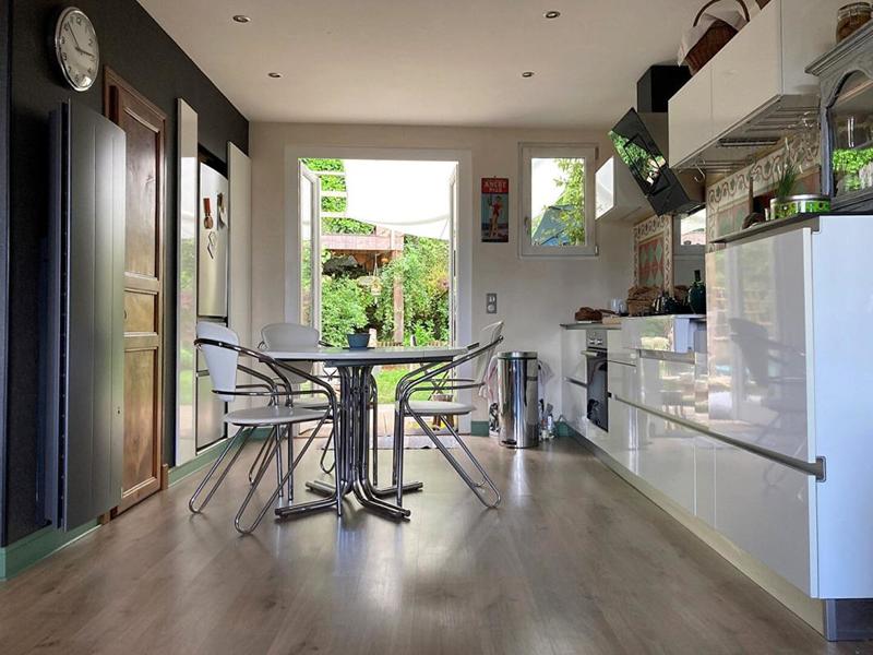 Appartement - 83 m² - 4 pièces