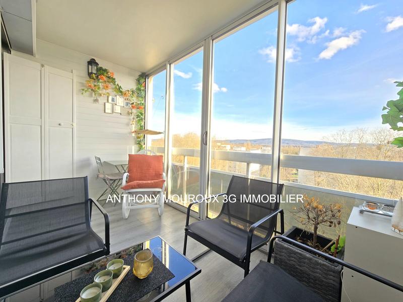 Appartement - 77 m² - 4 pièces