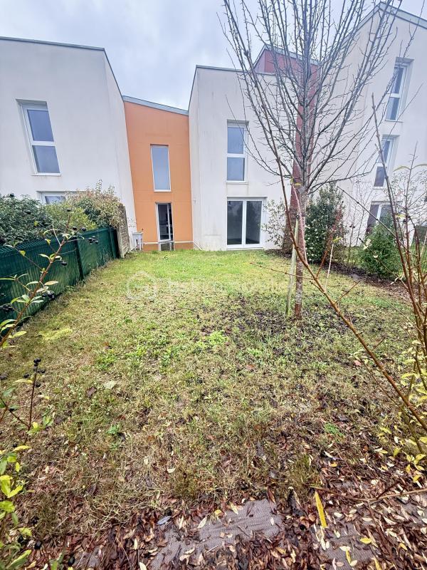 Maison - 88 m² - 5 pièces
