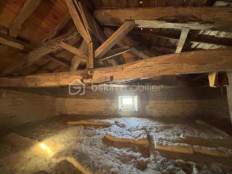 Maison ancienne - 177 m² - 8 pièces