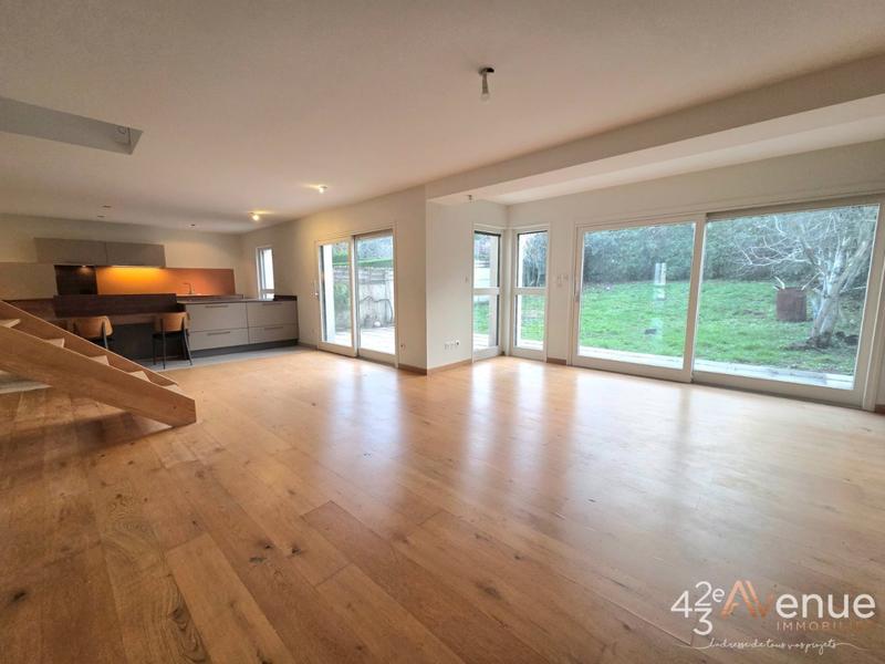 Maison - 142 m² - 5 pièces